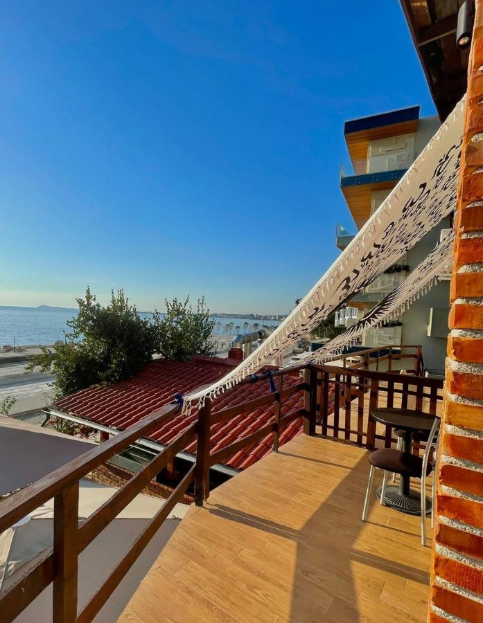 Tekada Hotel & Restaurant Vlorë Exteriör bild